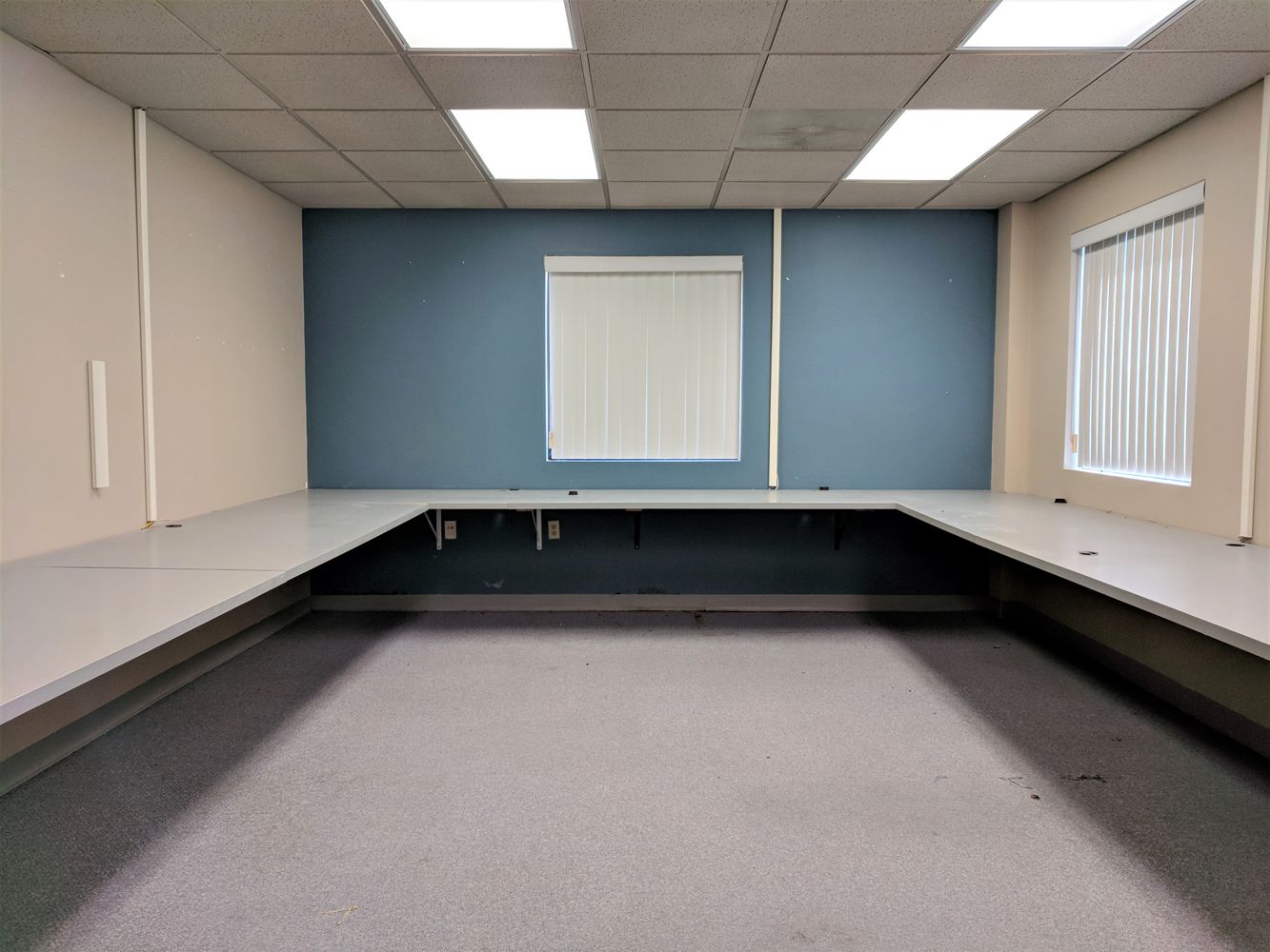 901 West Main Street, El Paso, IL 61738